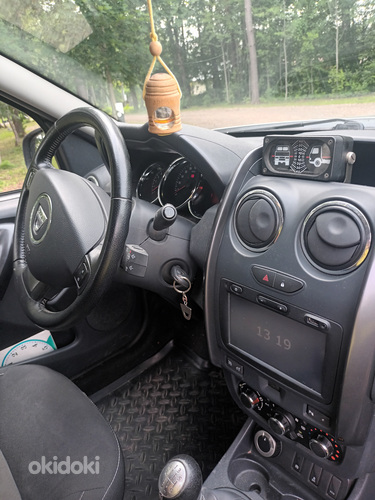 Dacia Duster Laureate 4x4 1.6 SCe 84kW 2016 (foto #7)