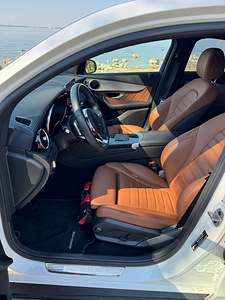 Mercedes Benz GLC 200d AMG line (5 foto / 11)