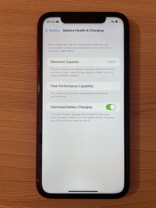 iPhone XR 64Gb Product Red (2 foto / 4)
