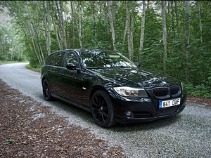 BMW 318 2.0 R4 105 kW (4 foto / 10)