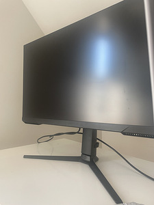 Playstation 5 Disc + Samsung monitor (8 foto / 10)