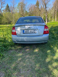 KIA Cerato (8 фото из 8)