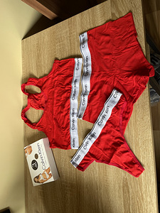 Комплект нижнего белья Calvin Klein/ GUESS