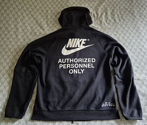 Nike худи L (1 фото из 5)