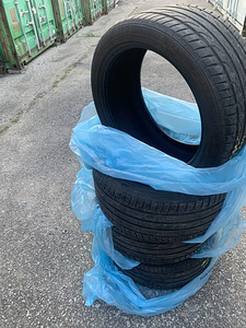 Suverehvid 255/40 R19, XL, suverehvid (5 foto / 5)