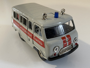 Mudelauto UAZ-452B Kiirabi 1:43 Made in USSR (1 foto / 10)