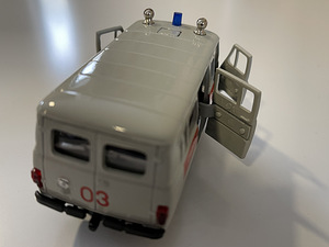 Mudelauto UAZ-452B Kiirabi 1:43 Made in USSR (8 foto / 10)