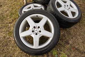 Оригинальные 4 диска Mersedes AMG 19 с датчиками давления (8 фото из 8)