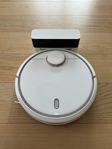 Xiaomi Mi Robot 1 (3 фото из 3)