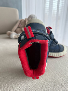 Kevadised saapad Reima, suurus 24 (2 foto / 4)