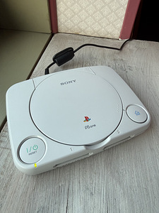 Playstation One (PS1 Slim) NAGU UUS! (3 foto / 8)