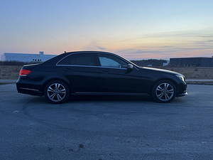 Mercedes-Benz E220 (10 фото из 15)