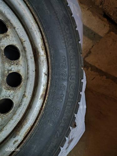 Оригинальные колеса BMW: железные диски с ламельной резиной (фото #3)