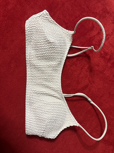 Valge H&M ujumisriiete ülaosa (1 foto / 1)