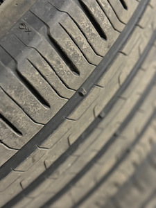 Suverehvid Continental EcoContact 6 235/50 R 19 V XL (2 foto / 5)