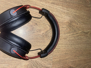 HyperX alpha (4 foto / 4)