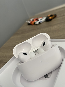 AirPods Pro gen 2 (2 foto / 2)