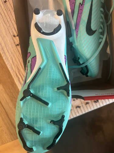 Мужские футбольные бутсы Nike Mercurial Vapor 15 Academy Multi-Ground