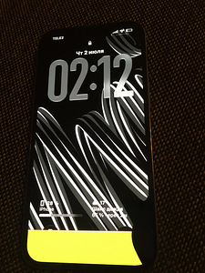 iPhone (1 foto / 3)