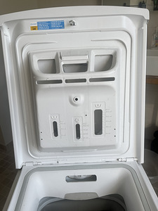Peaumasin Indesit (3 foto / 6)