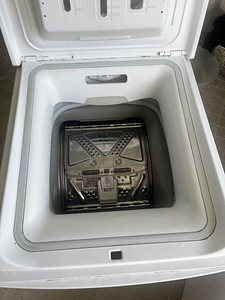 Peaumasin Indesit (4 foto / 6)