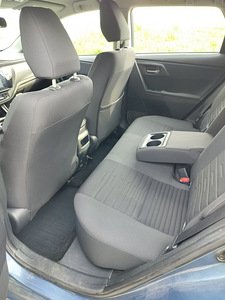 Toyota Auris 2016 (5 foto / 7)