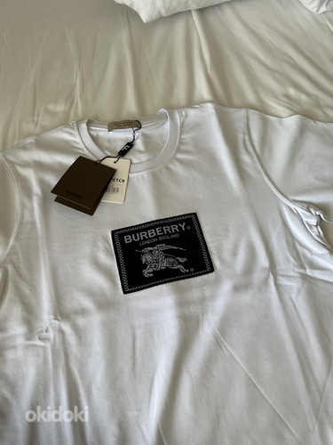 Burberry t-shirt