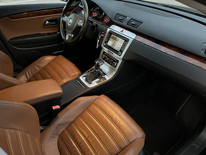 Volkswagen Passat CC 3.6 VR6 220kW (10 foto / 13)