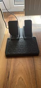 Thrustmaster rool ja pedaalid (6 foto / 6)