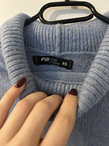 Sweater (3 foto / 3)