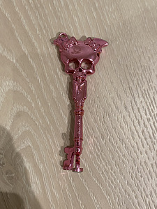 Monster high võti Draculaura monster high võti (2 foto / 2)