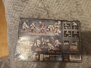 Warhammer 40k Tau Empire XV88 Broadside Battlesuit + Fire Wa (3 foto / 4)