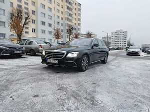 Mercedes Benz E350 Avantgarde, Kamera, Navi (3 foto / 14)