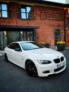 BMW E93 M-Pakett Shadow-line Logic 7 3.0 170kW (4 foto / 13)