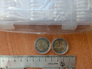 100 Coin Holder Capsules 27mm (2 foto / 3)
