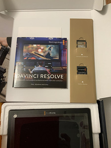 Blackmagic Video Assist 4K 7" 3G (7 foto / 7)