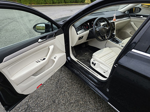 Volkswagen Passat B8 1.6 88kW ATM (6 foto / 15)