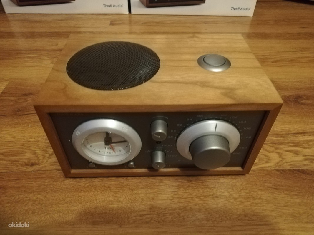 TIVOLI AUDIO HENRY KLOSS MODEL THREE KELLRAADIO Tartu Audio ja