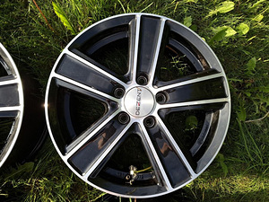 MB VITO W447 2015-... 16" DEZENT VALUVELJED (4 foto / 9)