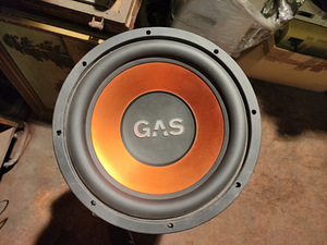 Subwoofer GAS ALPHA 1225x / 600W (1 foto / 2)