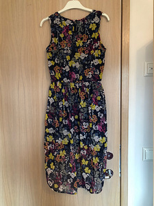 Suve kleit lillidega H&M, s.152 (2 foto / 3)