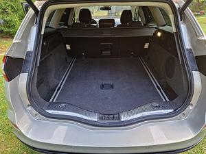 Ford Mondeo (11 foto / 15)
