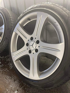 Mercedes Benz R18 erilaiused veljed. (3 foto / 6)