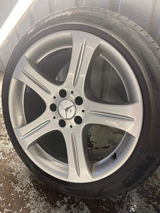 Mercedes Benz R18 erilaiused veljed. (4 foto / 6)