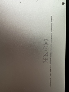 Apple Mac Book Air (3 фото из 3)
