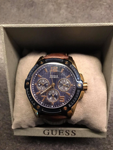 Мужские наручные часы GUESS
