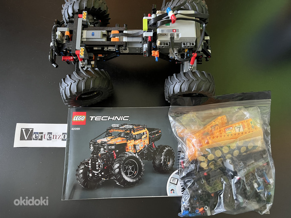 LEGO® Technic 4X4 X-treme Off-Roader 42099