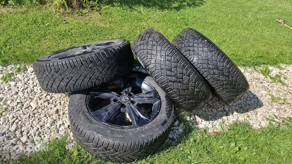Lamellrehvid 215/60/R17 Continental Viking Contact 7, 4tk