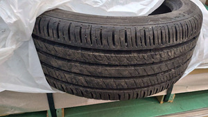 225/45 R17 (1 foto / 2)