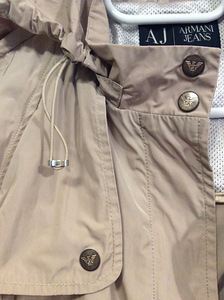 Куртка Armani оригинал р. 40 (5 фото из 10)